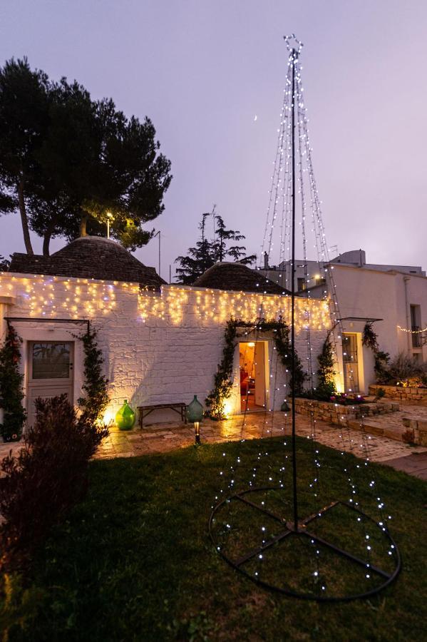 Trulli In Corte อัลเบโรเบลโล ภายนอก รูปภาพ